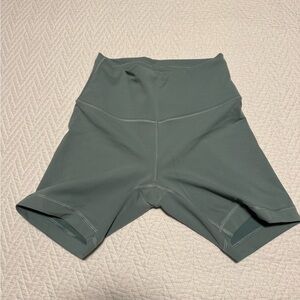 Lululemon Wunder Train High-Rise Short 6" Misty Glade